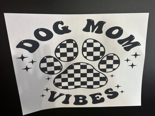 Dog Mom Vibes Black