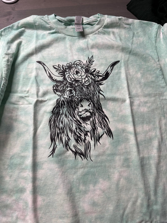 SMALL Short Sleeve Tie-Dye Highland Cow